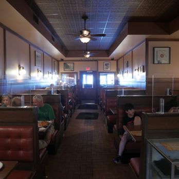 Modern Apizza - Dining room - Pizza Near Me - New Haven, Connecticut Modern Apizza - Dining room - Pizza Near Me - New Haven, Connecticut