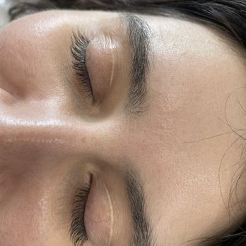 Ravechi Eyebrow Threading - Before photo - Eyebrow Services Near Me - Las Vegas, Nevada Ravechi Eyebrow Threading - Before photo - Eyebrow Services Near Me - Las Vegas, Nevada