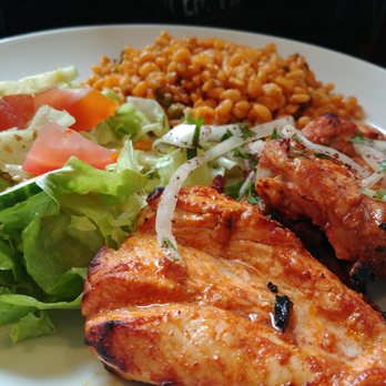 Baladna - Boneless chicken marinated in lemon and garlic - Lebanese Near Me - Paris, 75 Baladna - Boneless chicken marinated in lemon and garlic - Lebanese Near Me - Paris, 75