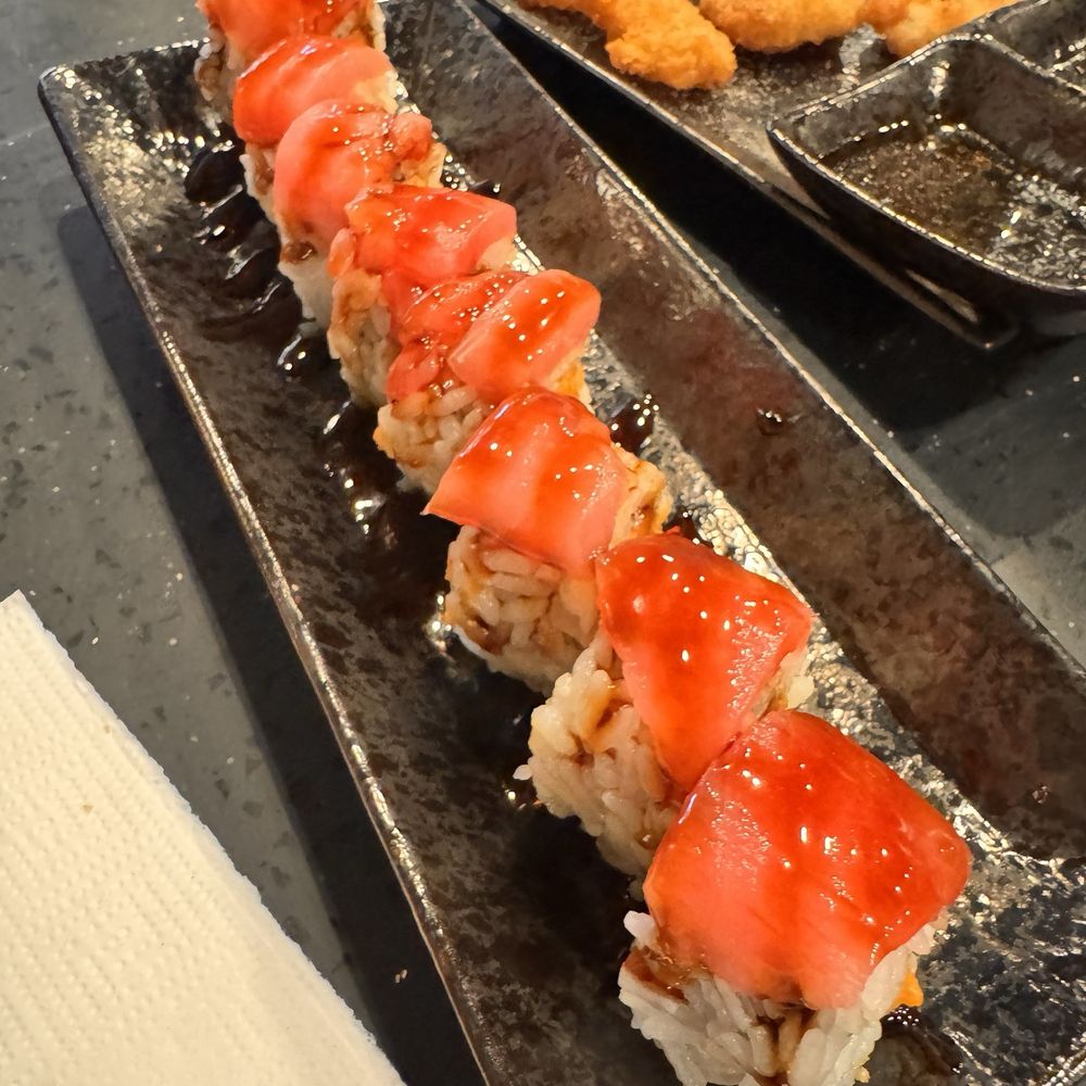 Sushi%AYCE/All You Can Eat - Sushi Bars Near Me - Seattle, Washington