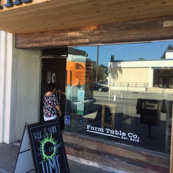 Farm Table - Front entrance - Breakfast & Brunch Near Me - Van Nuys, California Farm Table - Front entrance - Breakfast & Brunch Near Me - Van Nuys, California