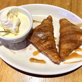 Twin Peaks - Apple Turnovers - Sports Bars Near Me - St. Louis, Missouri Twin Peaks - Apple Turnovers - Sports Bars Near Me - St. Louis, Missouri