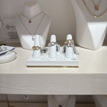 Rocksbox - Rings. - Jewelry Near Me - New York, New York Rocksbox - Rings. - Jewelry Near Me - New York, New York