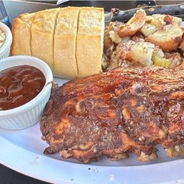 Get the ribs! Get the ribs!