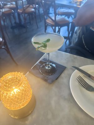 Henry's Bar & Restaurant by null