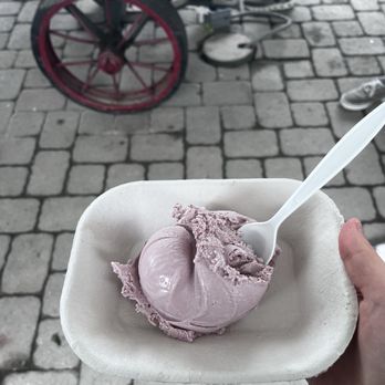 Kimball Farm - Black Raspberry Ice Cream - Seafood Near Me - Westford, Massachusetts