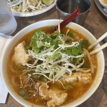 Quan Vy Da - 2. Banh Canh Tom Cua - Vietnamese Near Me - Westminster, California Quan Vy Da - 2. Banh Canh Tom Cua - Vietnamese Near Me - Westminster, California