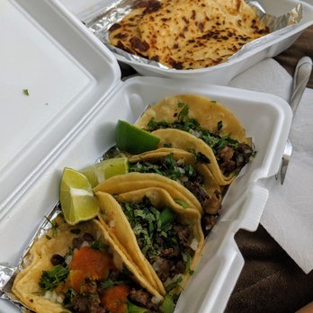 Los Chapines - Tacos y pupusas - Latin American Near Me - Hillsboro, Oregon
