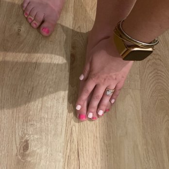 McBee Nail Lounge - SNS and Pedicure - Nail Salons Near Me - Greenville, South Carolina McBee Nail Lounge - SNS and Pedicure - Nail Salons Near Me - Greenville, South Carolina