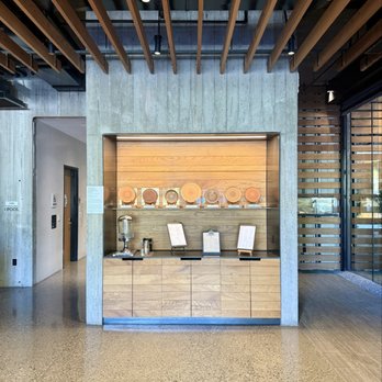 The Rooftop - Downstairs entrance/room - New American Near Me - Healdsburg, California The Rooftop - Downstairs entrance/room - New American Near Me - Healdsburg, California