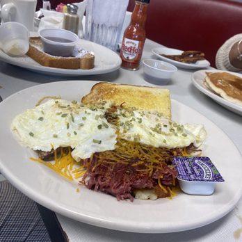 Oasis Diner - Corn Beef Hash Breakfast - Diners Near Me - Plainfield, Indiana