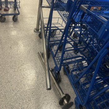 Ross Dress For Less - Broken metal pole that fell and almost hit my leg as I walked by! - Department Stores Near Me - La Habra, California
