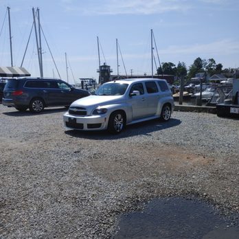 Safe Harbor Dauntless Shipyard - Great views.. - Marinas Near Me - Essex, Connecticut Safe Harbor Dauntless Shipyard - Great views.. - Marinas Near Me - Essex, Connecticut