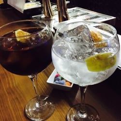 El 35 Gin Club - Viernes noche, noche de Gin tonic