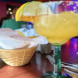 Taqueria Moroleon - Gold Margarita