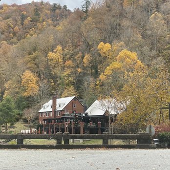 Tapoco Lodge Resort - Tapoco Lodge - view when you're driving through the entrance - Hotels Near Me - Robbinsville, North Carolina