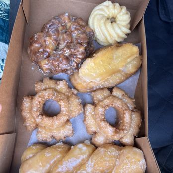 Donutopolis - Donuts Near Me - Poway, California