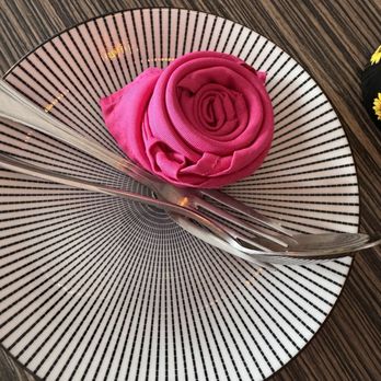 Yamu Thai Japanese Restaurant - Table setting - Sushi Bars Near Me - Pompano Beach, Florida