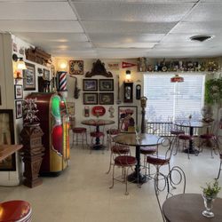 Mike's Old Fashioned Soda Fountain