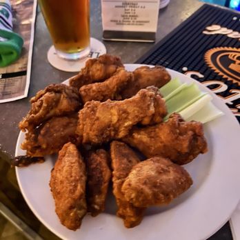 Bridgeport Rib House - $5 wings for MNF, huge plate - Barbeque Near Me - Bridgeport, Pennsylvania Bridgeport Rib House - $5 wings for MNF, huge plate - Barbeque Near Me - Bridgeport, Pennsylvania