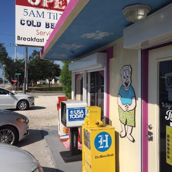 The Stuffed Pig - Front entrance. - Breakfast & Brunch Near Me - Marathon, Florida