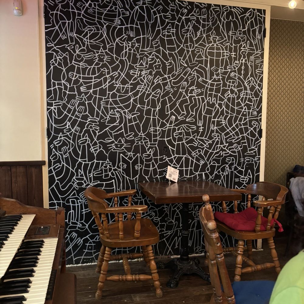 Cafe Aunja - Are those cats on the wall? - Cafes Near Me - Montreal, Quebec