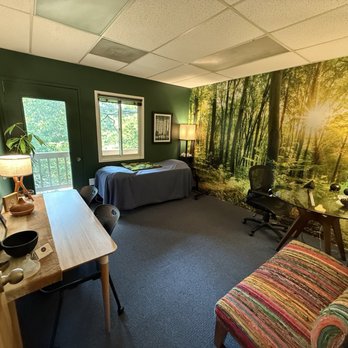 Prodigy Healing - Super relaxing office for every work and QHHT. The forest view is amazing. - Naturopathic/Holistic Near Me