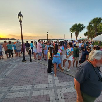 Sunset Celebration at Mallory Square - Festivals Near Me - Key West, Florida Sunset Celebration at Mallory Square - Festivals Near Me - Key West, Florida