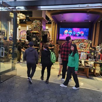 Universal Studios Store - The front - Souvenir Shops Near Me - Universal City, California