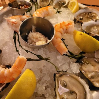 The Smith - Deluxe Raw Bar - New American Near Me - New York, New York The Smith - Deluxe Raw Bar - New American Near Me - New York, New York