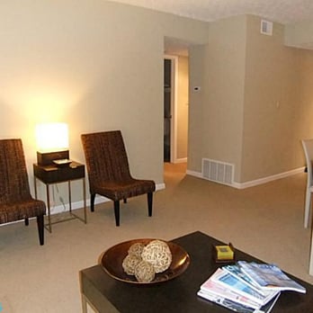 Grandview Passage - Living Area - Apartments Near Me - Columbus, Ohio Grandview Passage - Living Area - Apartments Near Me - Columbus, Ohio