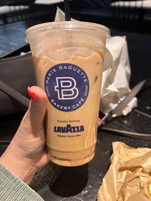 Paris Baguette by null