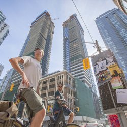 Fitz & Follwell - Downtown Toronto