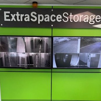 Extra Space Storage - 7672 - Security Screens - Self Storage Near Me - North Brunswick, New Jersey