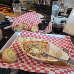 Baby Hughy’s - Lasagna, garlic knots, salad, delish!!