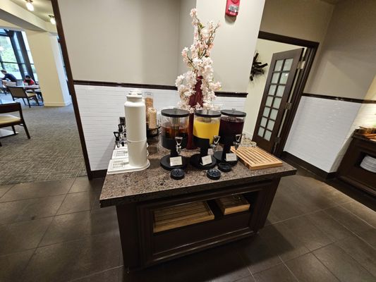 1001 16th St NW by null