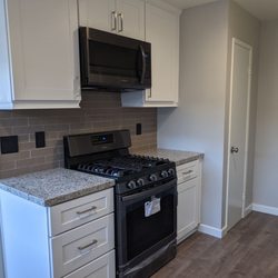 Anaheim Hills Tile Supply - Kitchen.
