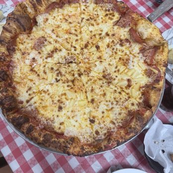 Spaghetteria - Pepperoni and pineapple Pizza - Large - Pizza Near Me - Palm Springs, California Spaghetteria - Pepperoni and pineapple Pizza - Large - Pizza Near Me - Palm Springs, California