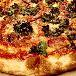 Shorty's Pizza - Smoked Bacon, Mushroom and Kale Pizza