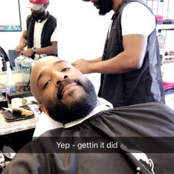 Original Walker's Barbershop - The expert craftsmanship of Brian! Makin' a brotha feel good #OriginalWalkersBarbershop