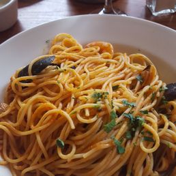 Seafood spaghetti... yum! Seafood spaghetti... yum!
