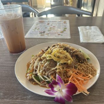 Lucky Thai Cuisine - Pad Thai - Thai Near Me - Ventura, California Lucky Thai Cuisine - Pad Thai - Thai Near Me - Ventura, California