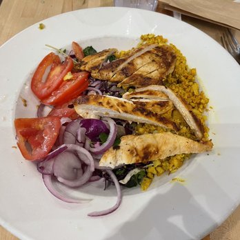 Pita Jungle - Grilled chicken pita bowl w/ cauliflower rice - Mediterranean Near Me - Phoenix, Arizona