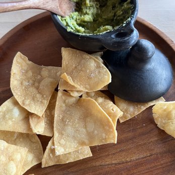 Macanda - Guacamole - Beer, Wine & Spirits Near Me - Wayzata, Minnesota Macanda - Guacamole - Beer, Wine & Spirits Near Me - Wayzata, Minnesota