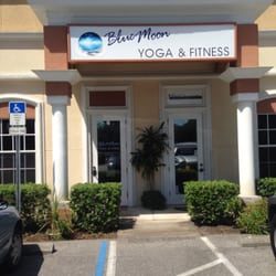 Blue Moon Yoga and Fitness - Store front!