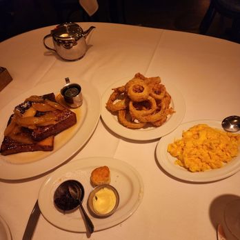 Cecchi's - American Near Me - New York, New York