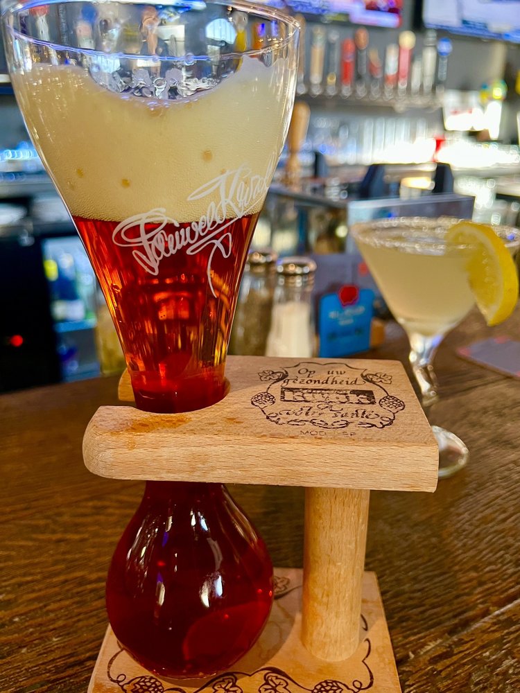 Enzo's BBQ & Alehouse