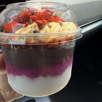 Palmetto Superfoods - Bay Blend bowl medium size - Acai Bowls Near Me - Livermore, California Palmetto Superfoods - Bay Blend bowl medium size - Acai Bowls Near Me - Livermore, California