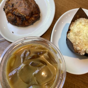 Geraldine's - Savory scone, lemon blueberry muffin and iced americano with oatmilk! - Coffee & Tea Near Me - Chicago, Illinois