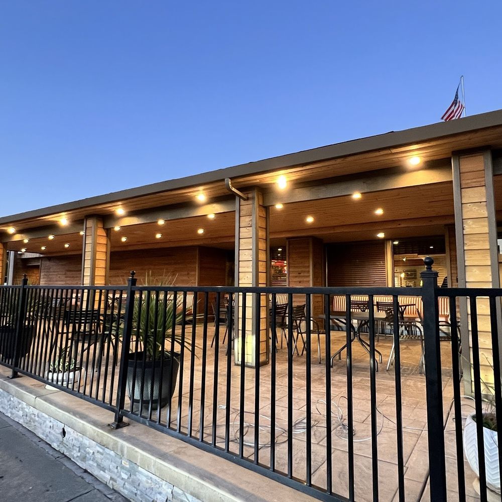 ButtercuP - Outdoor patio - empty for dinner but is quite busy using breakfast / brunch - American Near Me - Walnut Creek, California ButtercuP - Outdoor patio - empty for dinner but is quite busy using breakfast / brunch - American Near Me - Walnut Creek, California